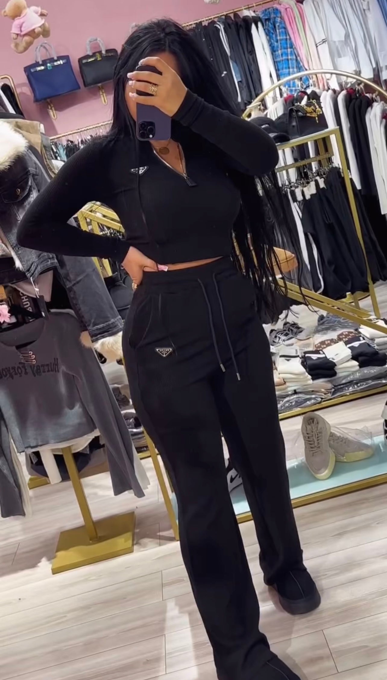 femme survetement prada
